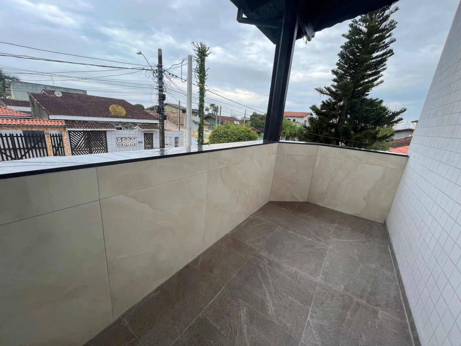236ab445-30be-40e6-a1ef-ce6817cfb589.jpg