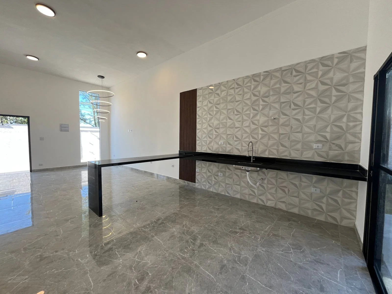 36dcf4b6-ac41-4bd2-9650-e2de658a06a8.jpg