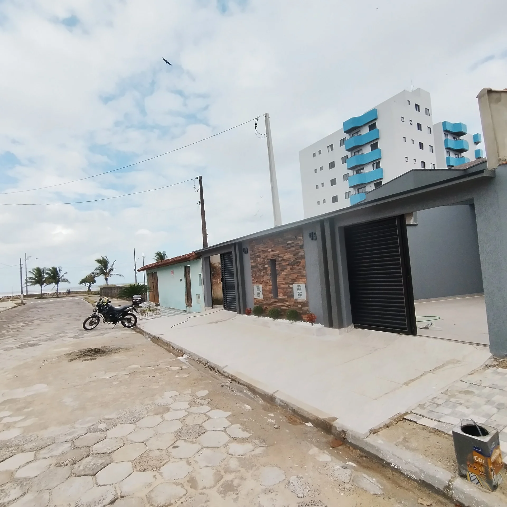 Casa com 2 dormitórios com vista para o mar no bairro Agenor de Campos