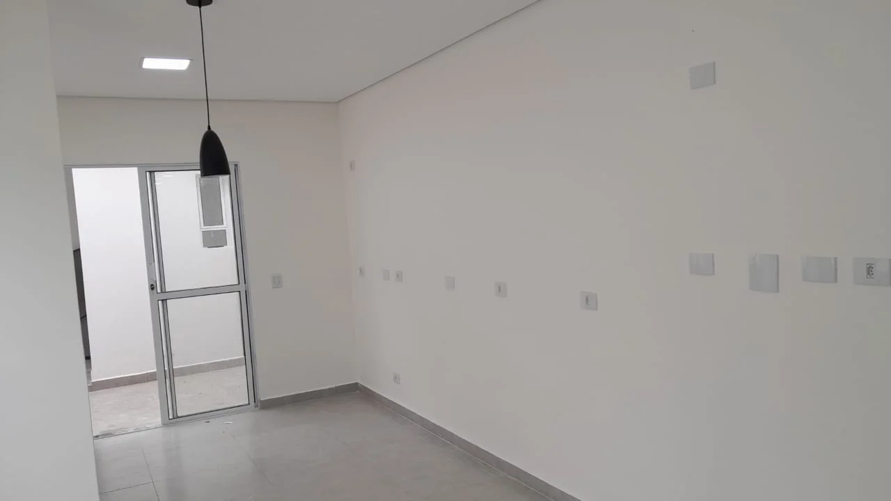 1001079176.jpg