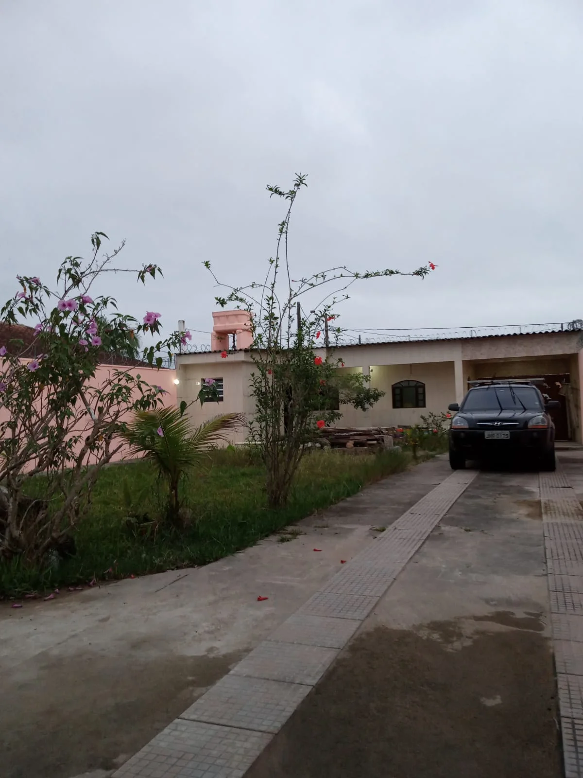 Casa com 2 dormitórios próximo à praia no bairro Cibratel II