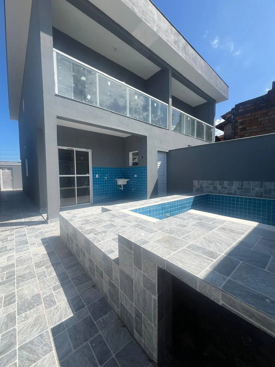 Casa com 2 dormitórios com vista para o mar no bairro Bopiranga