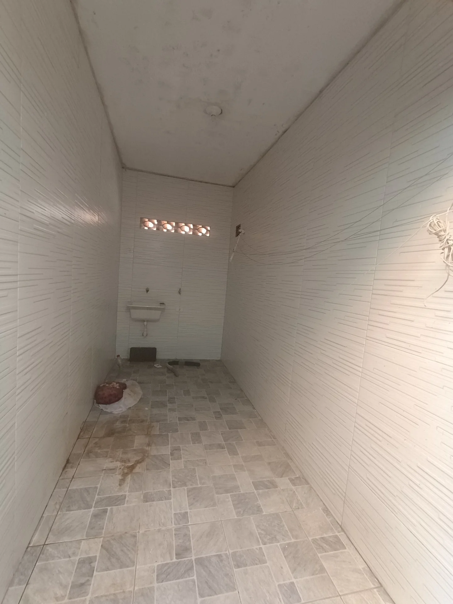 1000762583.jpg