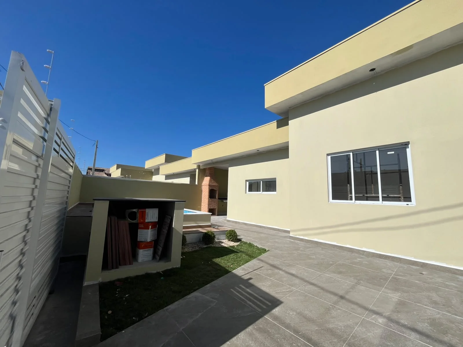 Casa com 2 dormitórios próximo à praia no bairro Belas Artes