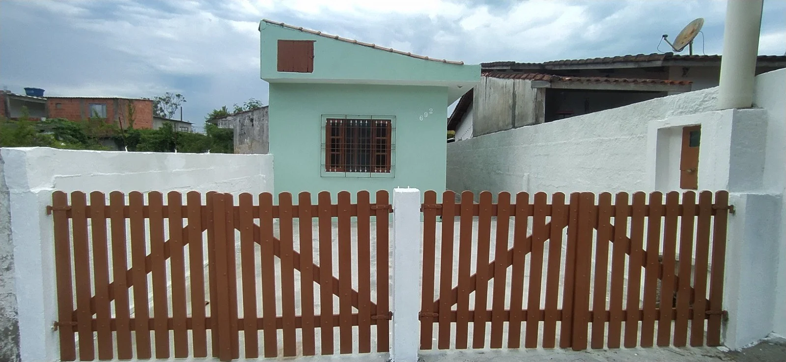 Casa com 2 dormitórios no bairro Verde Mar