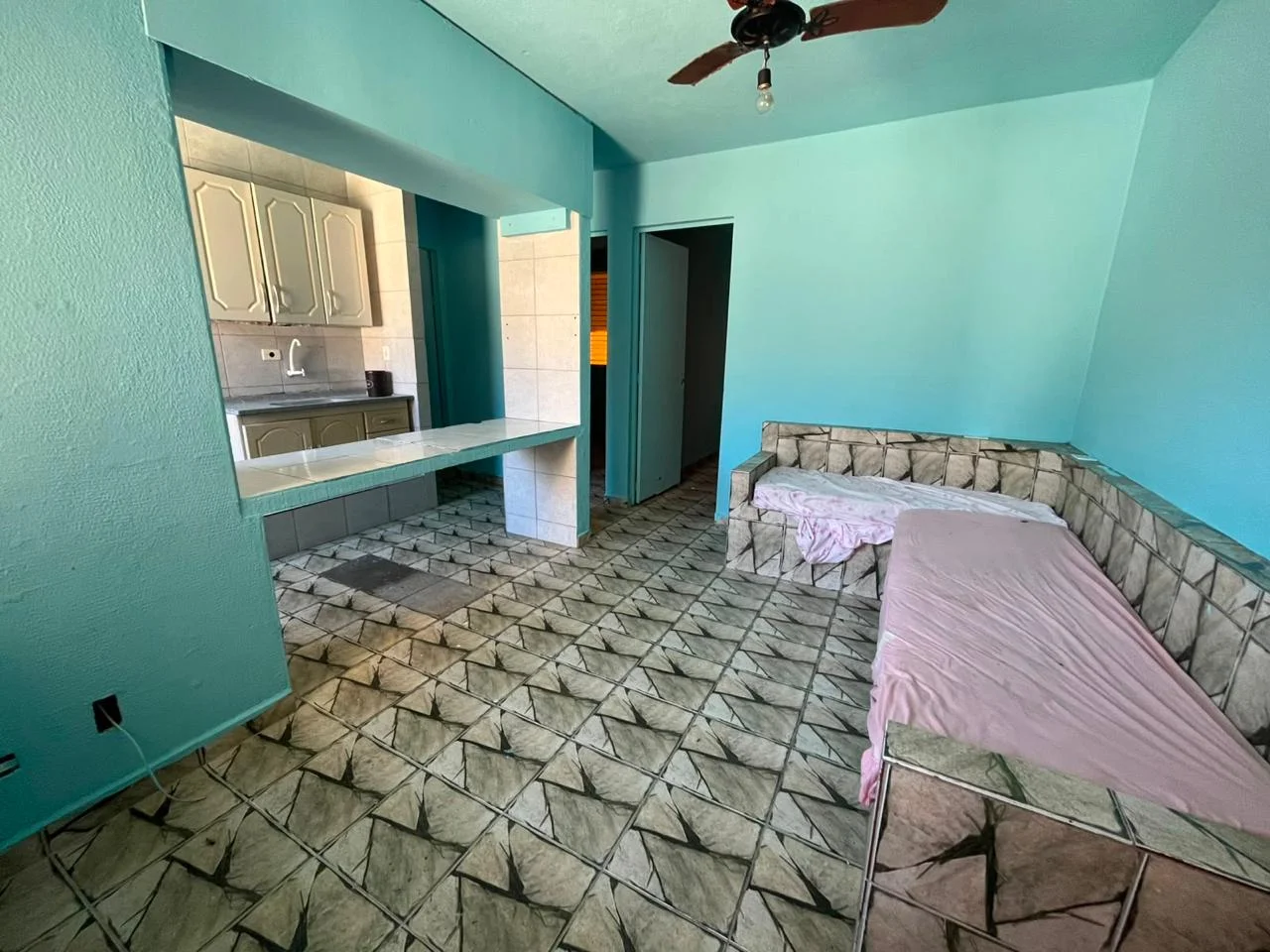 Apartamento com 2 dormitórios no bairro Guapiranga