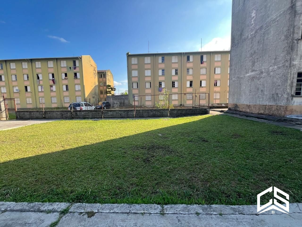 Apartamento com 2 dormitórios no bairro Guapiranga