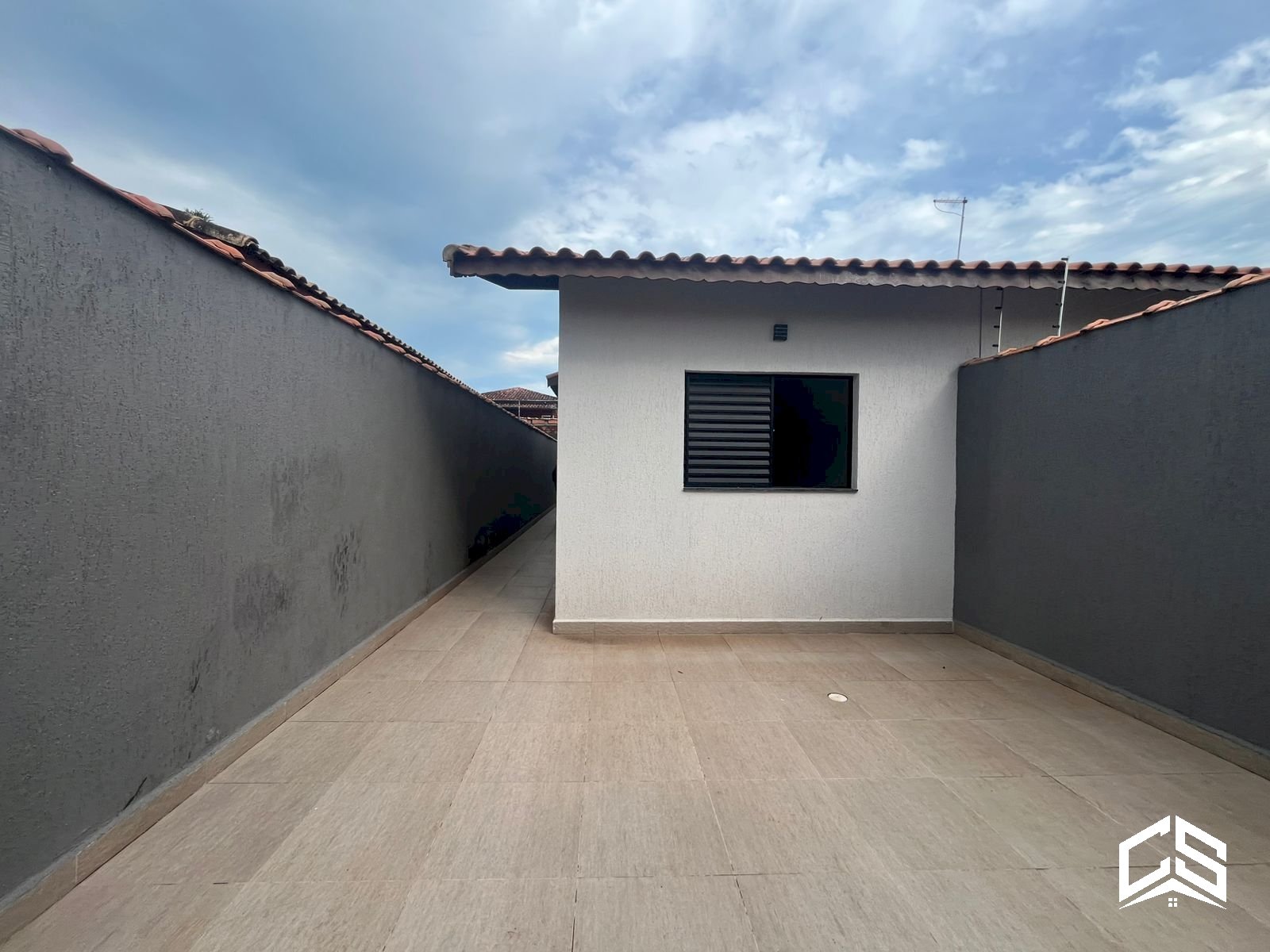LINDA CASA NO TUPY EM ITANHAÉM