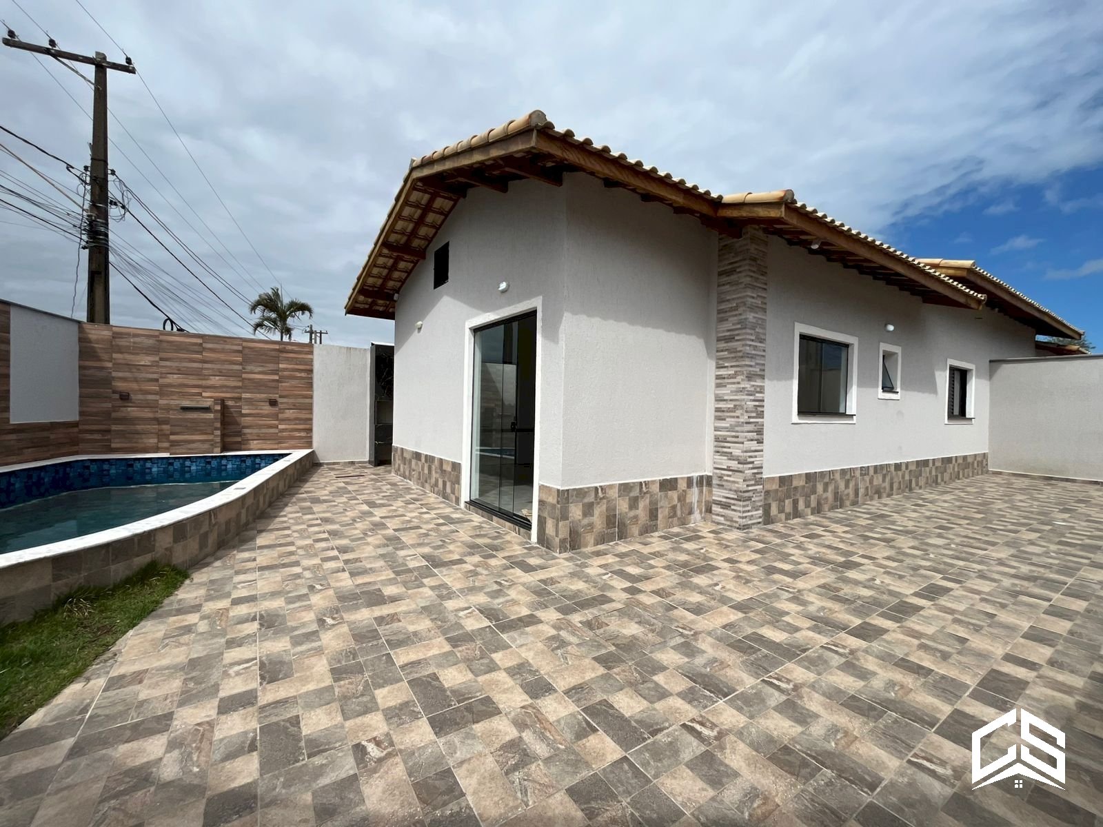 Casa com 3 dormitórios no bairro São Fernando