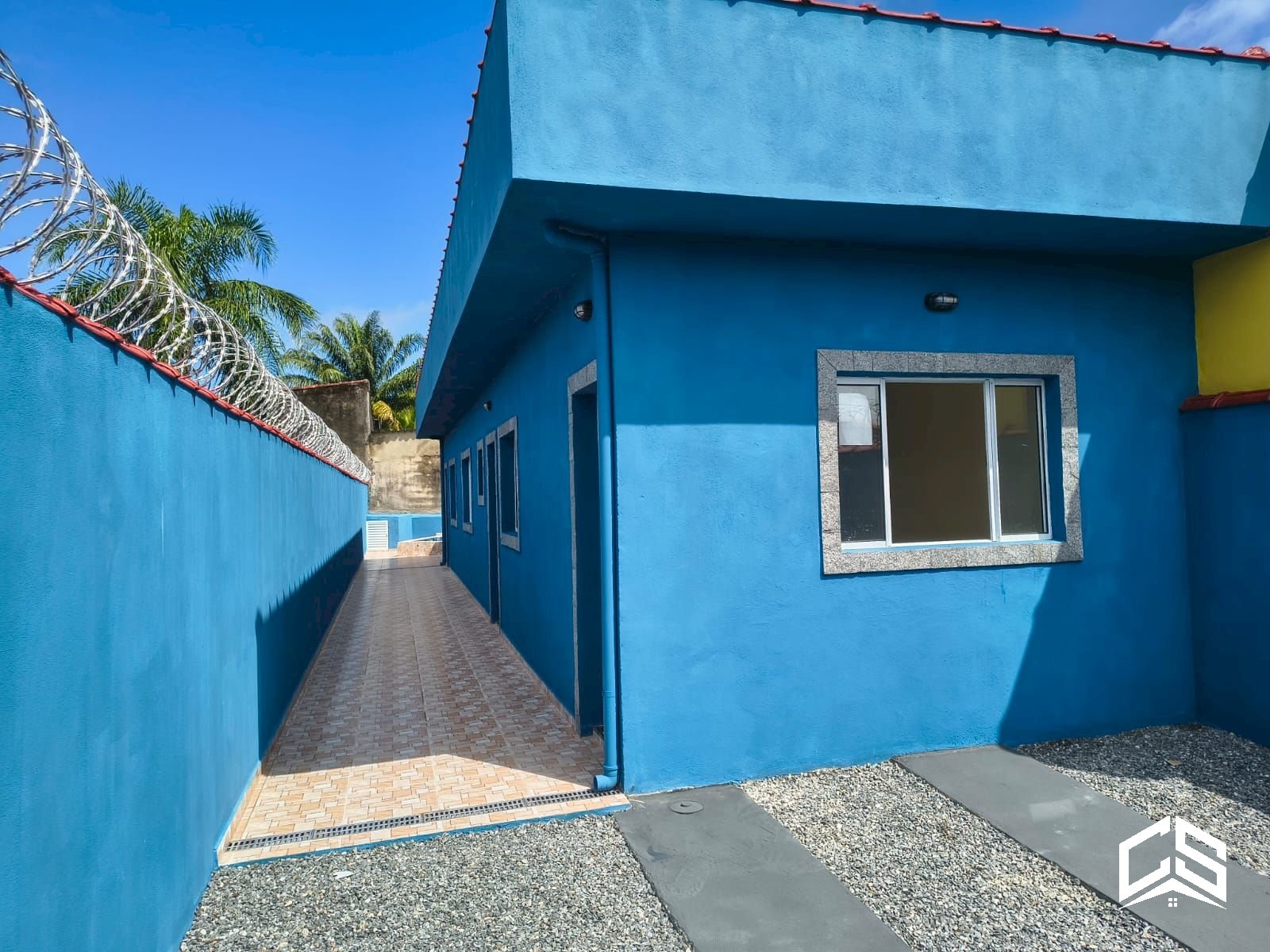 Casa A Venda Lado Praia 700 Metros Do Mar