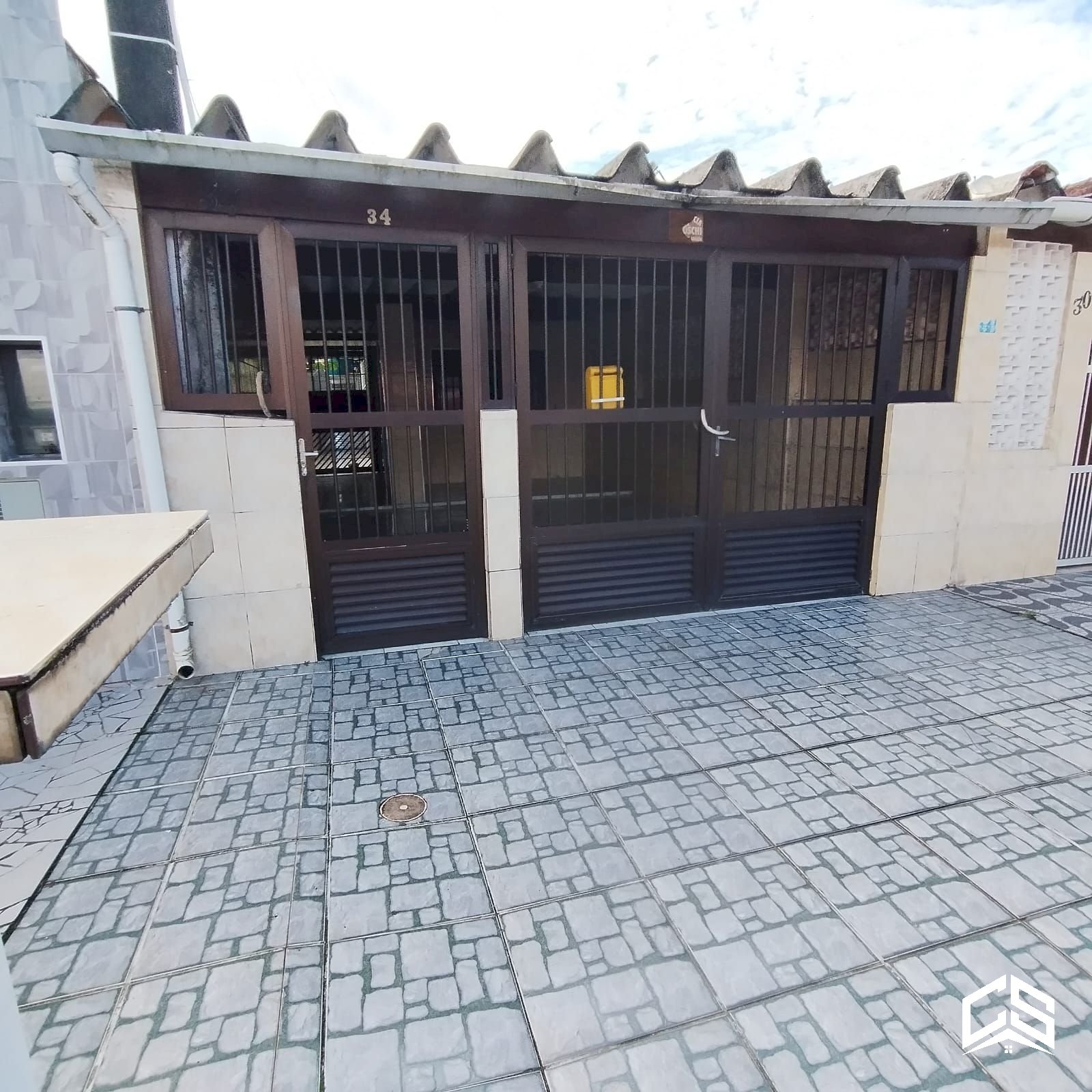 Casa com 2 dormitórios no bairro Nova Itanhaém