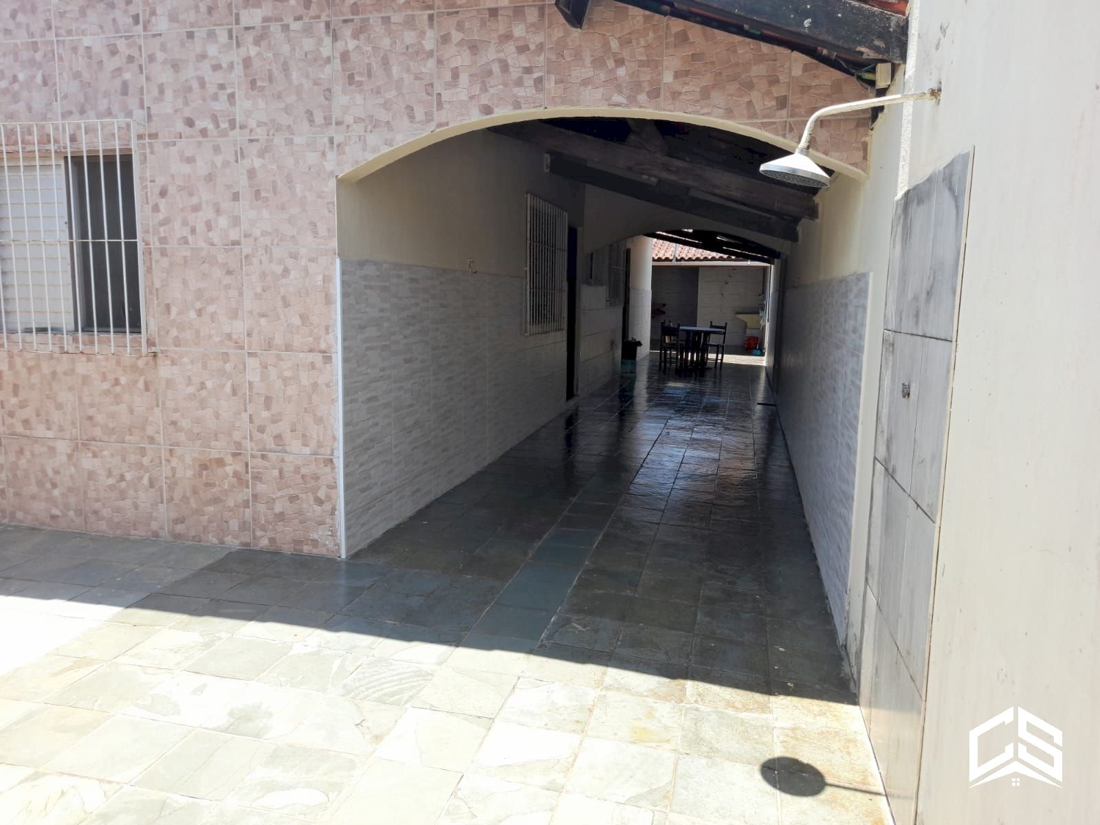 CASA À VENDA EM ITANHAÉM NO BAIRRO SUARÃO COM 2 DORMITÓRIOS