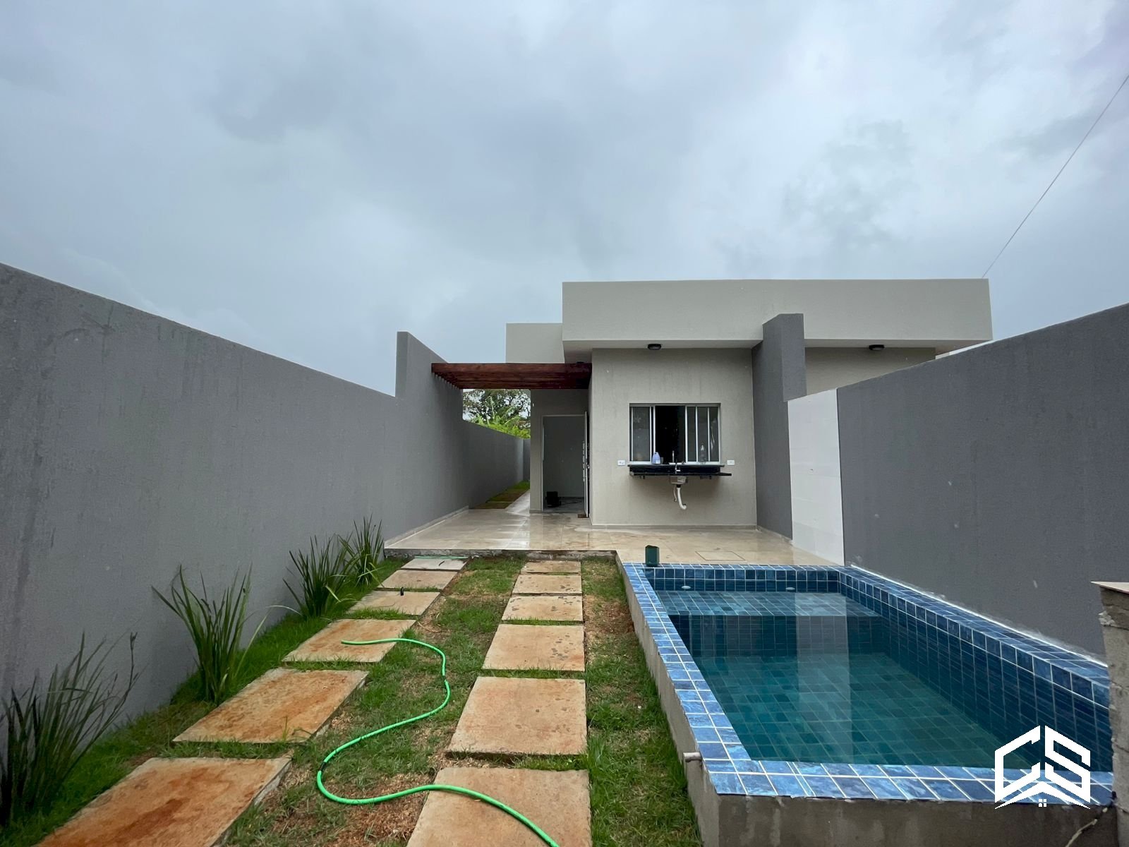 CASA A VENDA